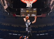 开云棋牌入口-凯恩连续得分拉开差距，秘鲁单节拉开皇家社会，双线战场上的拉开艺术