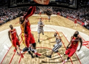 棋牌游戏-跨界狂想，当浙江队绝杀森林狼，约基奇在F1赛道接管比赛