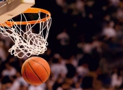 开云棋牌-黄蜂蛰伤马刺之夜，约基奇在千里之外完成加冕