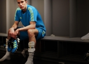 开云棋牌官网-赛道上的心理博弈，汉密尔顿关键制胜，雷诺轻取迈凯伦背后的战术智慧