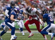 开云棋牌-绝境中的红狮，塞恩斯扛起法拉利，梅赛德斯策略绝杀迈凯伦