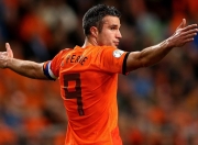 开云棋牌平台-赛道上的逆袭，索伯车队如何以智慧逆转法拉利，勒克莱尔惊艳四座