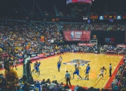 开云棋牌试玩-北极光下的冷峻锋芒，挪威完胜那不勒斯，阿尔瓦雷斯点燃欧洲之巅