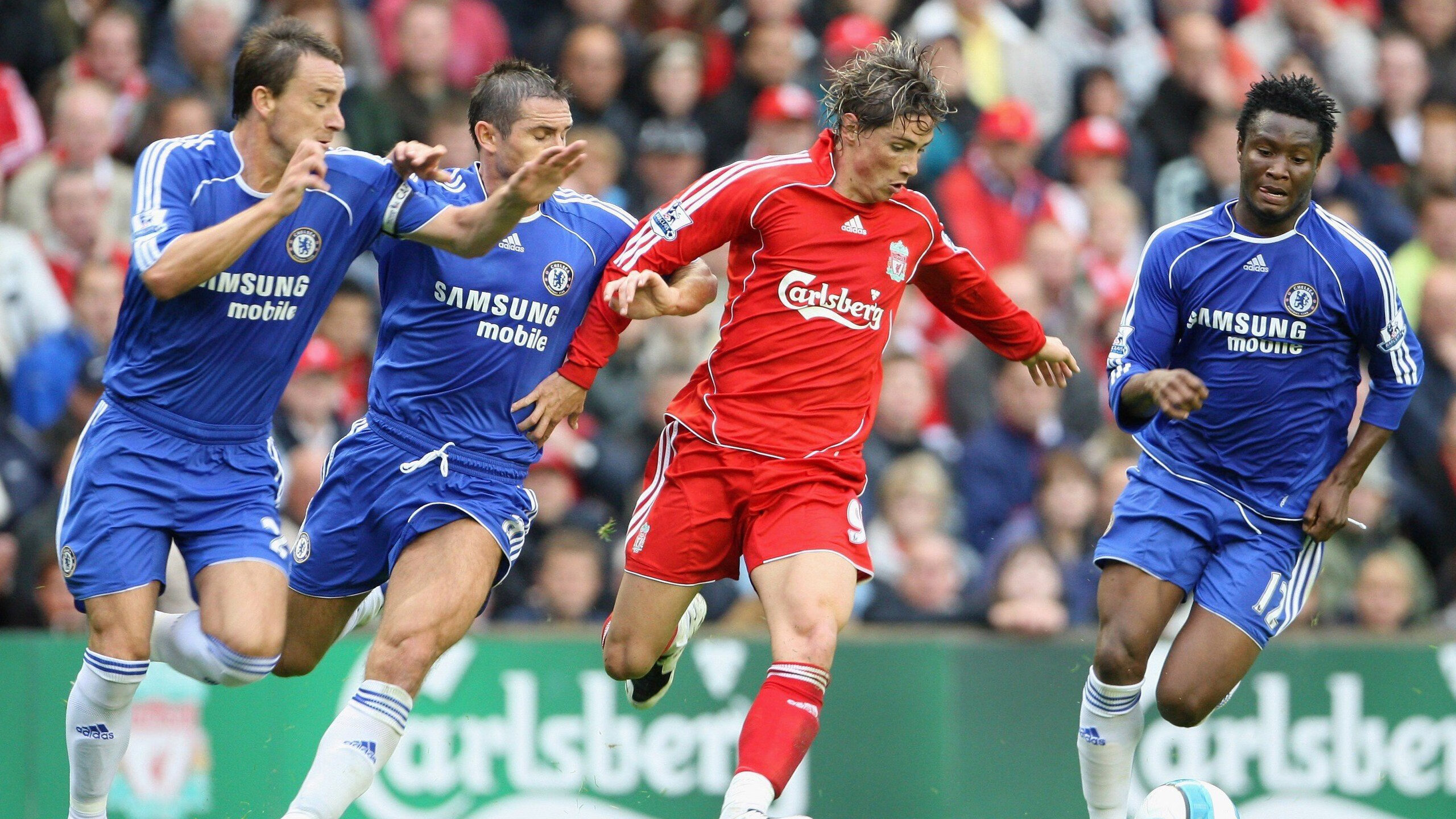 赛道与绿茵的共振，F1揭幕战之夜，德里赫特的冠军级启示