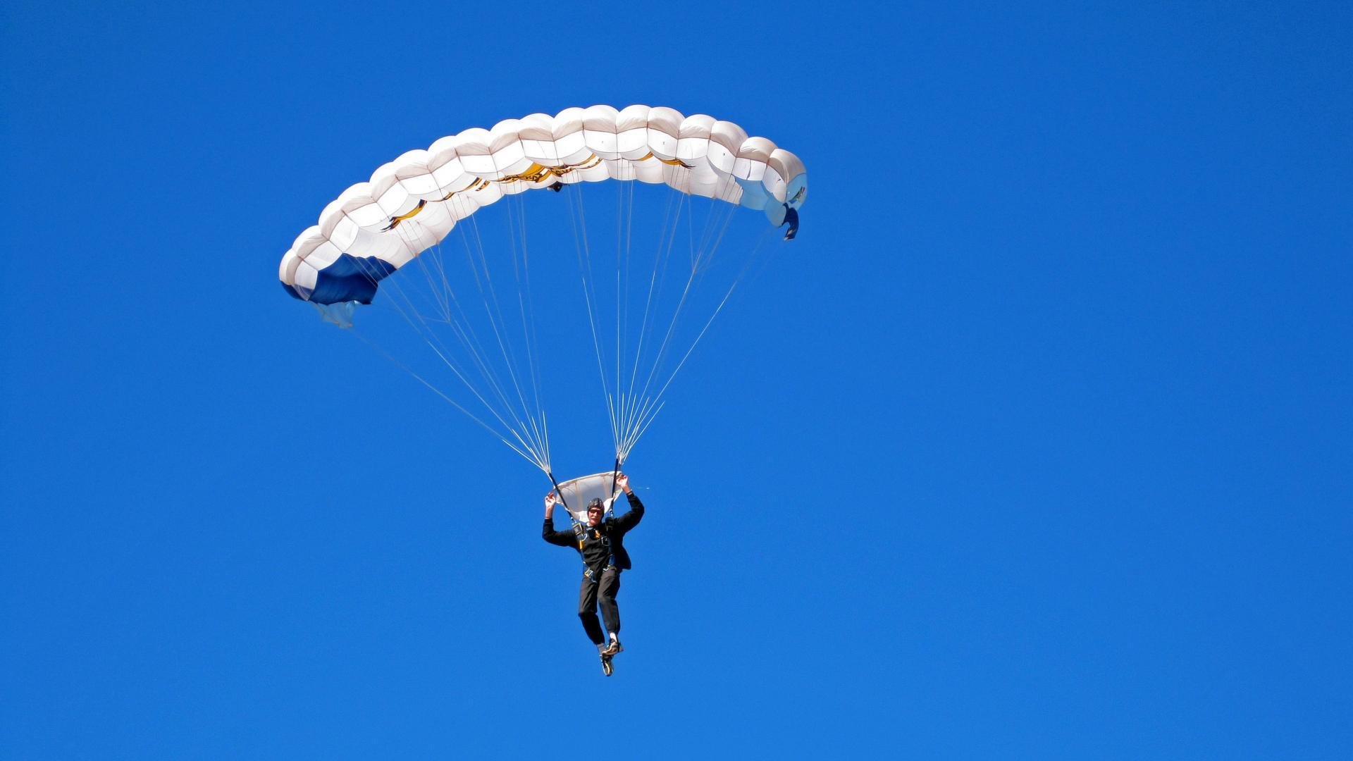 从亚特兰大到慕尼黑，德国力量的崛起与欧冠决赛的萨内时刻