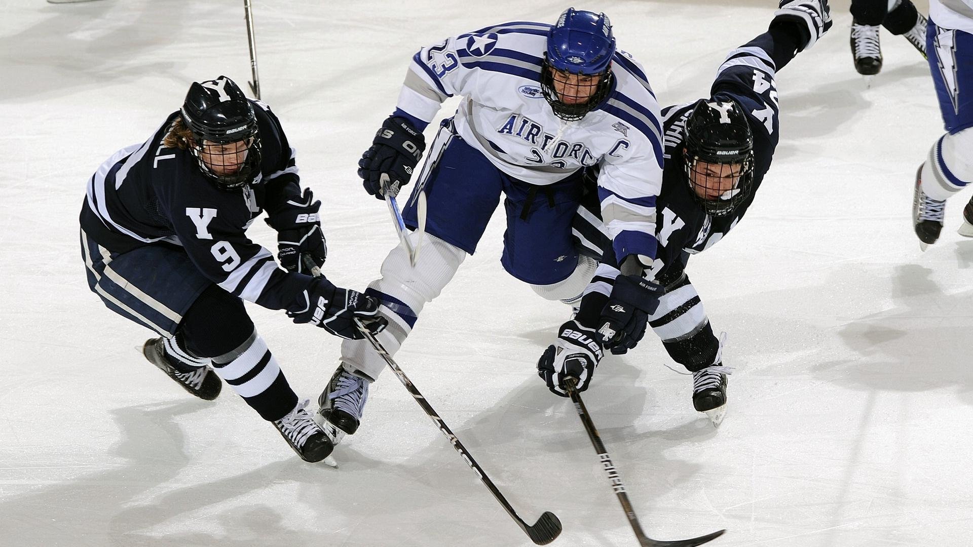 西决生死战之夜,布克存在感拉满