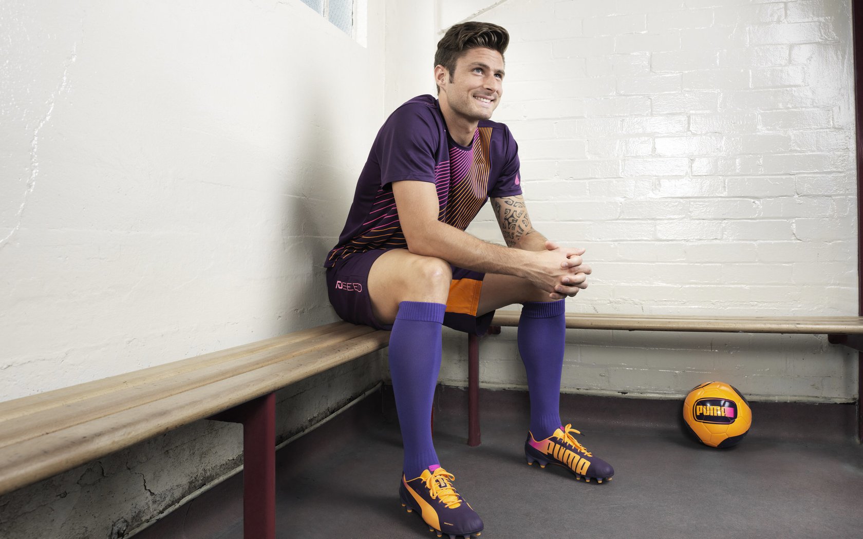 托尼的魔法时刻，一记头球掀翻乌克兰，英格兰的胜负手如何炼成